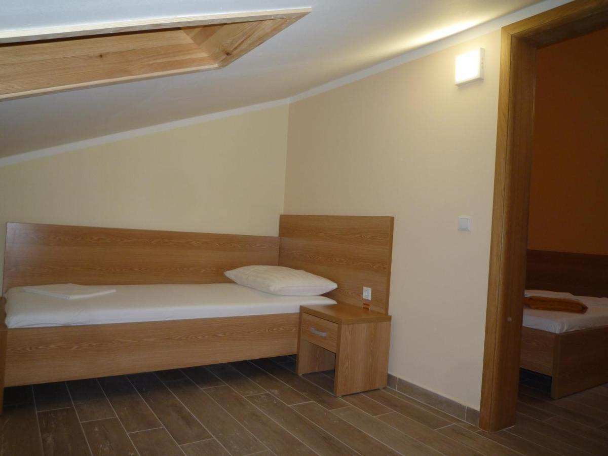 Bed & Breakfast Grgic Novigrad Istria Buitenkant foto