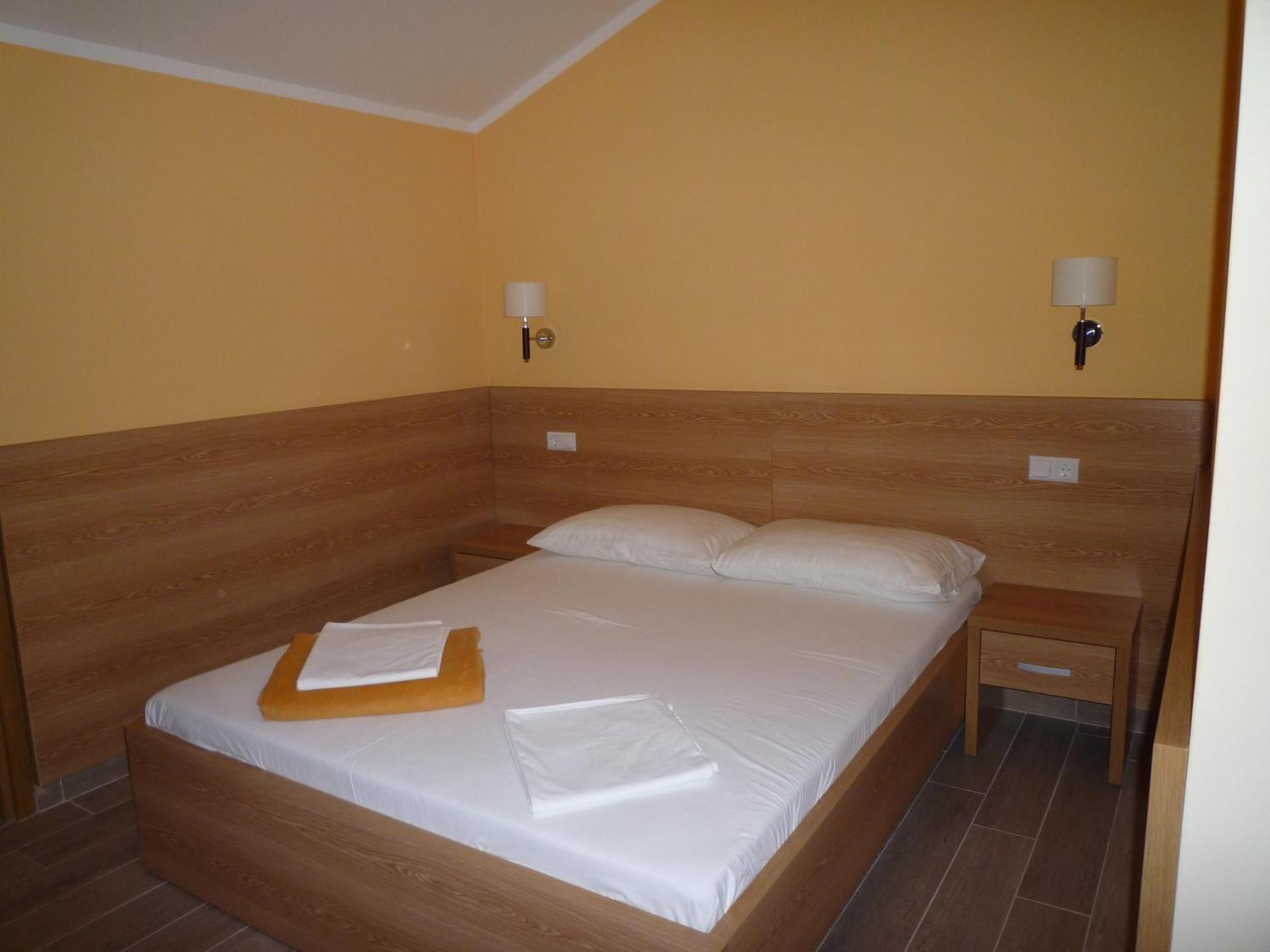 Bed & Breakfast Grgic Novigrad Istria Buitenkant foto