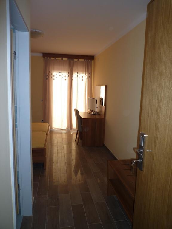 Bed & Breakfast Grgic Novigrad Istria Kamer foto