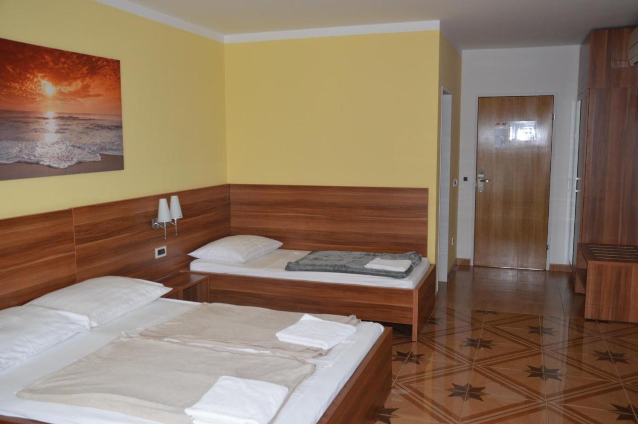 Bed & Breakfast Grgic Novigrad Istria Buitenkant foto